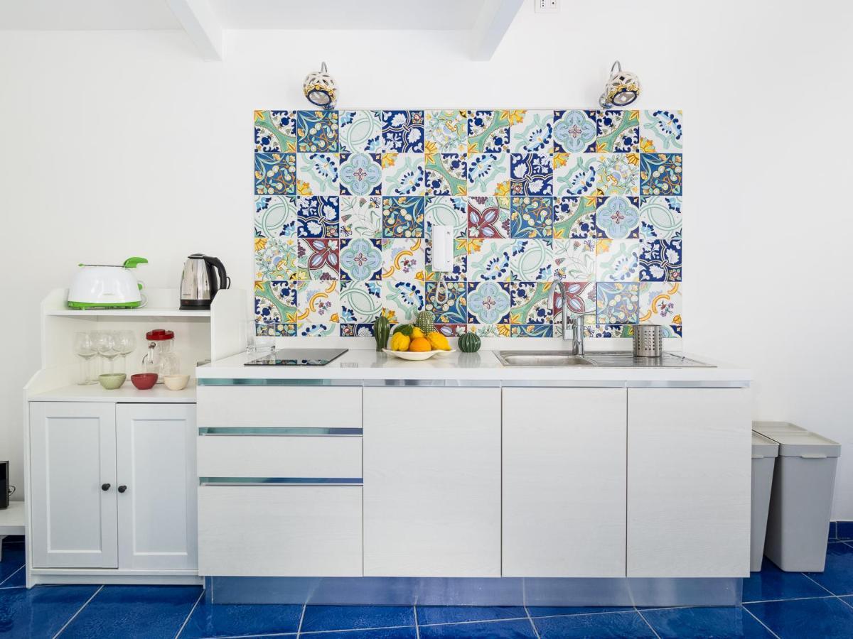 Santoro Suite - De Vivo Realty Sorrento โปซิตาโน ภายนอก รูปภาพ