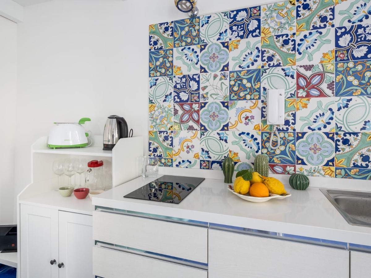 Santoro Suite - De Vivo Realty Sorrento โปซิตาโน ภายนอก รูปภาพ